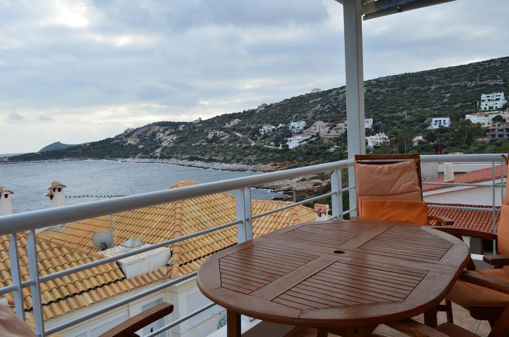 Giorgis Home Seafront Схиниас Экстерьер фото